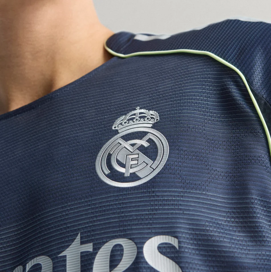 Real Madrid 25/26 Away jersey