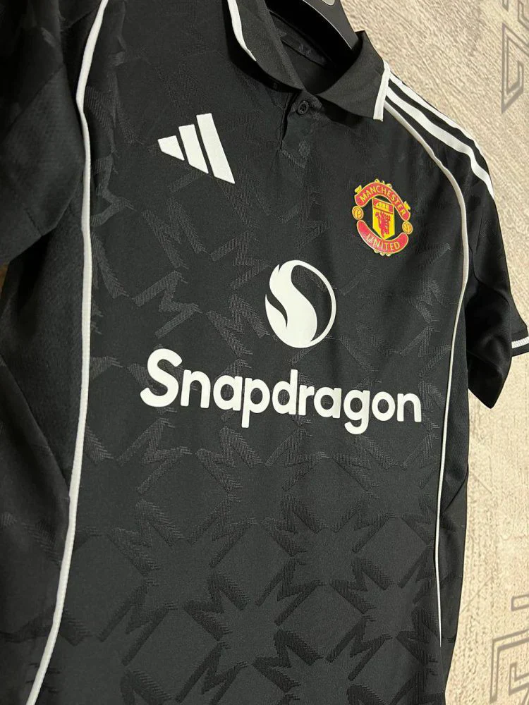 Manchester United Black Special Edition Jersey