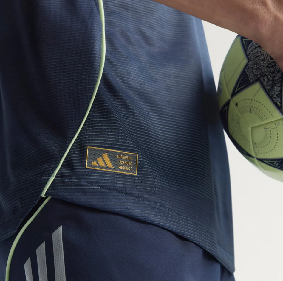 Real Madrid 25/26 Away jersey